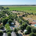 Mobil 6 Pers Pmr Avec Terrasse A - Api-1-52-343 캠프장 Chaille-Les-Marais