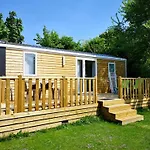 캠프장 Mobil 6 Pers Pmr Avec Terrasse A - Api-1-52-343 Chaille-Les-Marais