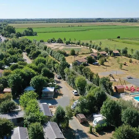 Mobil 6 Pers Pmr Avec Terrasse A - Api-1-52-343 Campingplatz Chaille-Les-Marais