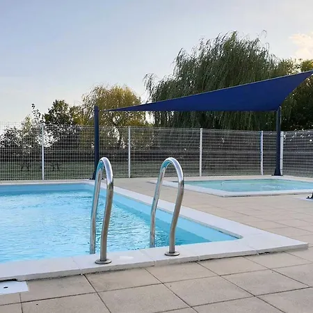 Mobil 6 Pers Pmr Avec Terrasse A - Api-1-52-343 Chaille-Les-Marais