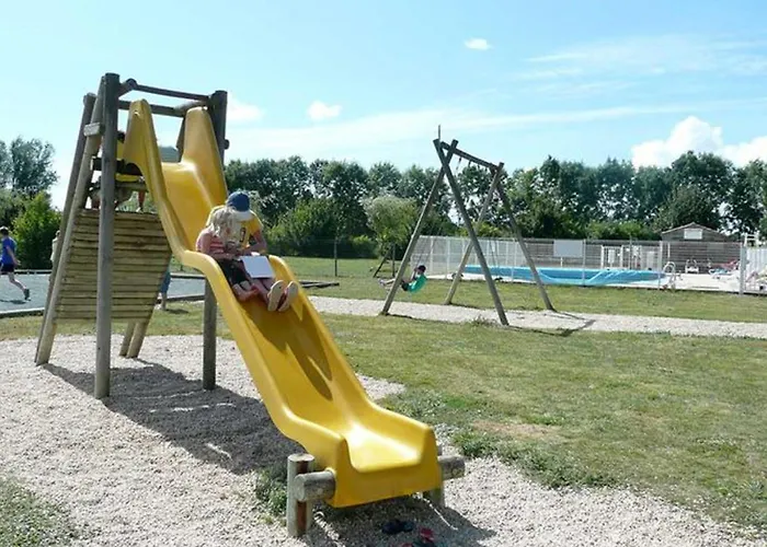 Kemping Mobil 6 Pers Pmr Avec Terrasse A - Api-1-52-343