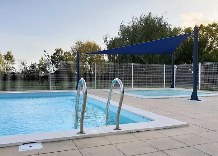 Mobil 6 Pers Pmr Avec Terrasse A - Api-1-52-343 Chaille-Les-Marais